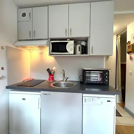 Appartement Confortable Pour 2 Avec Cuisine Equipee, Proche Des Pistes Aux Menuires - Fr-1-452-146 *